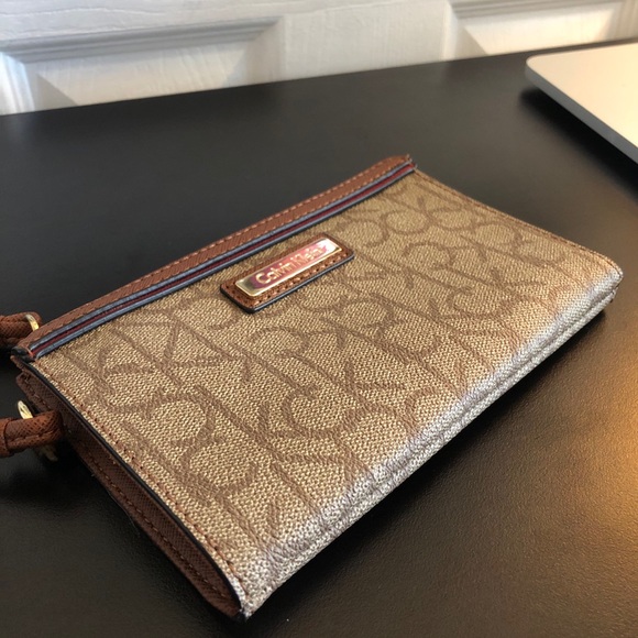 Calvin Klein Wristlet - Picture 8 of 12